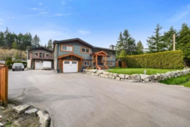 38101 Chestnut Avenue, Squamish, BC