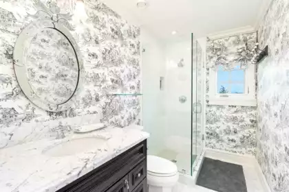 Swimming Pool Photo of 4672 Clovelly Walk, West Vancouver, BC