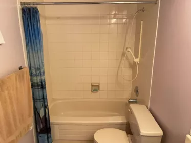 Primary Bathroom Photo of 1201 6631 Minoru Boulevard, Richmond, BC