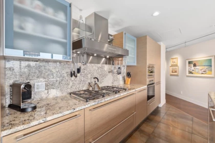 Breakfast Nook Photo of 3302 1111 Alberni Street, Vancouver, BC