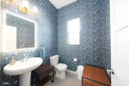 Powder Room Photo of 11263 243b Street, Maple Ridge, BC
