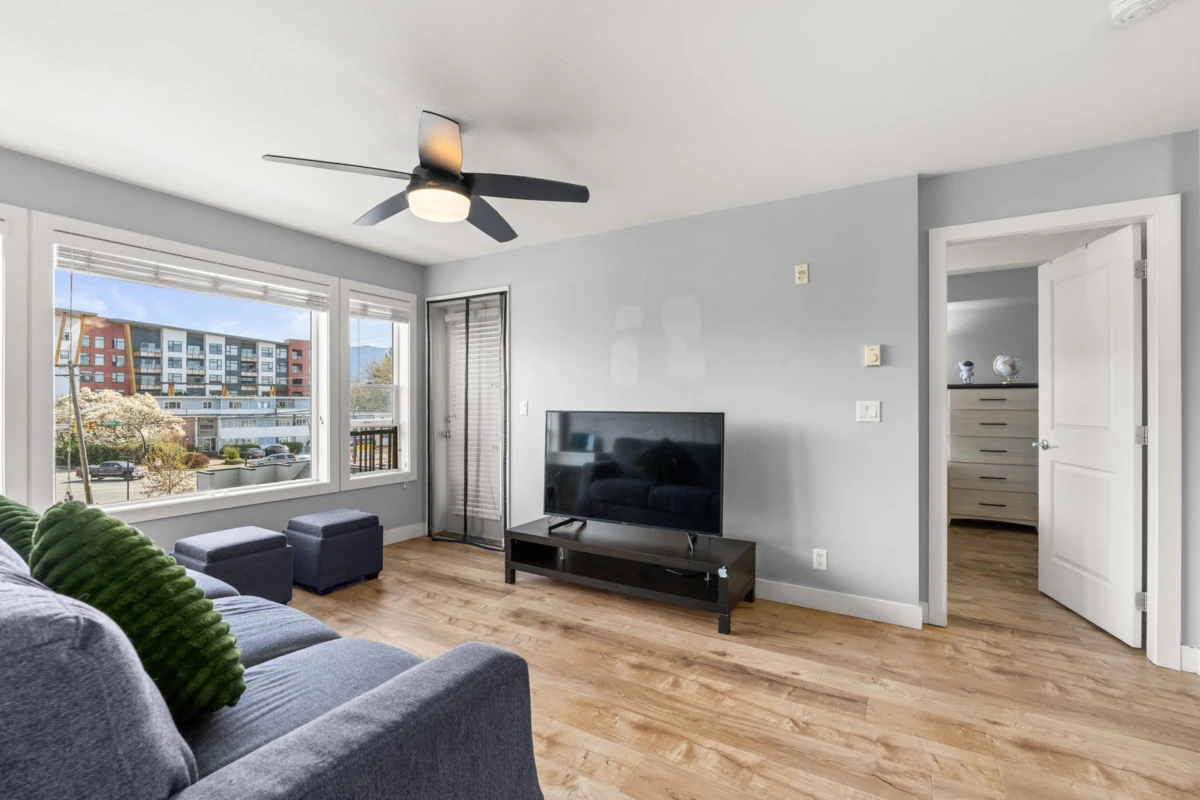 Family Room Photo of 312 46289 Yale Road, Chilliwack, BC