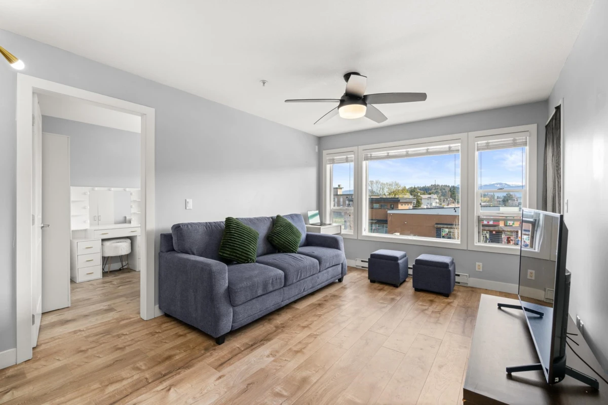 Living Room Photo of 312 46289 Yale Road, Chilliwack, BC