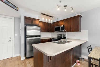Breakfast Nook Photo of 312 46289 Yale Road, Chilliwack, BC