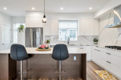 Breakfast Nook Photo of 4 10488 124 Street, Surrey, BC