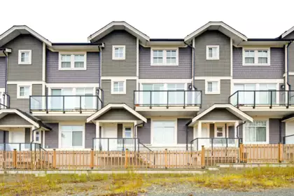 Hot Tub / Spa Photo of 4 10488 124 Street, Surrey, BC