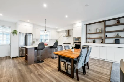 Kitchen Island Photo of 4 10488 124 Street, Surrey, BC