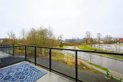 Powder Room Photo of 4 10488 124 Street, Surrey, BC