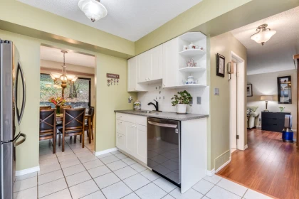 507 Cambridge Way, Port Moody, BC, Port Moody — Townhouse for sale