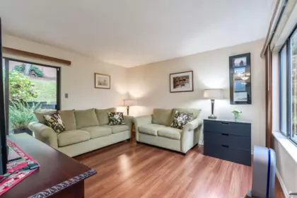 Kitchen Island Photo of 507 Cambridge Way, Port Moody, BC
