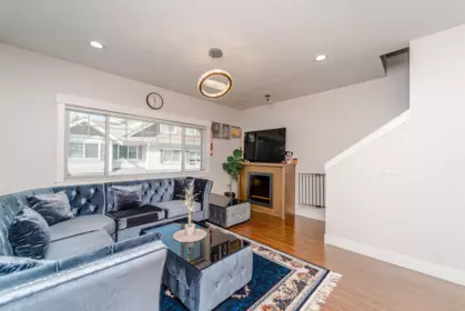 30 30748 Cardinal Avenue, Abbotsford, BC, Abbotsford — Townhouse for sale