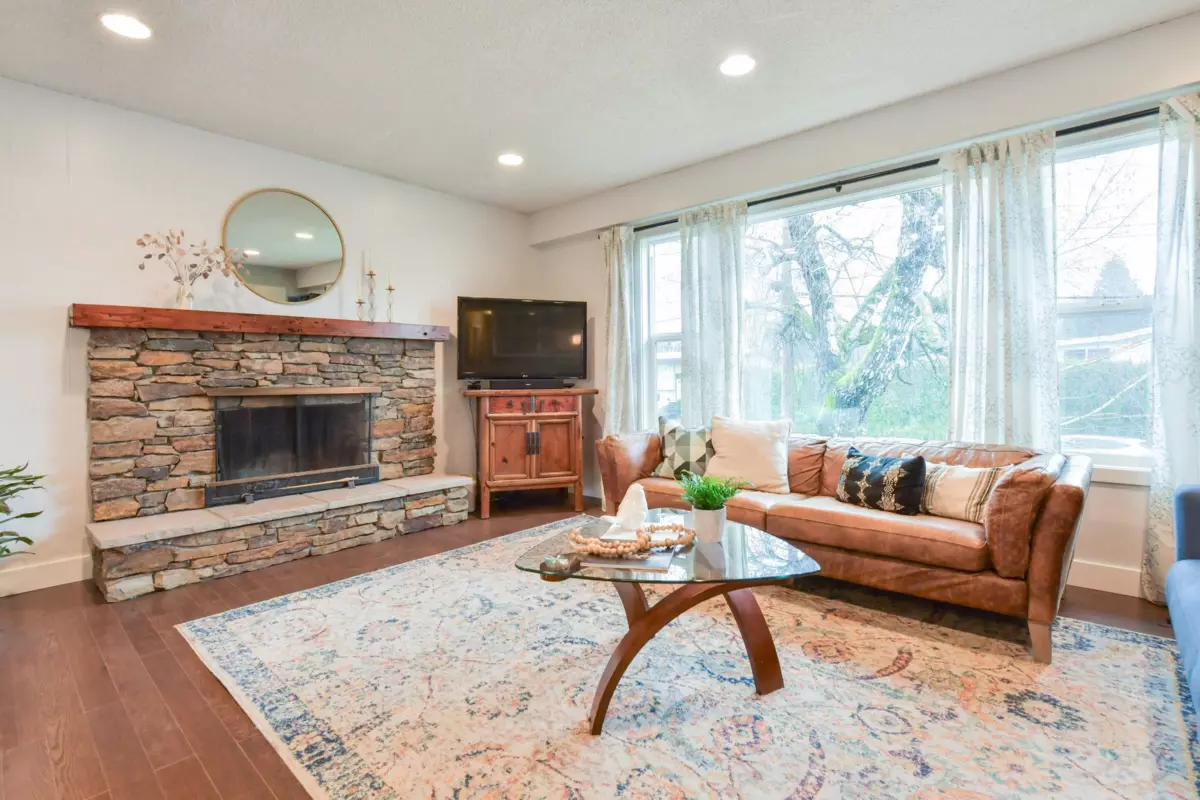 Family Room Photo of 10008 Dublin Drive, Chilliwack, BC