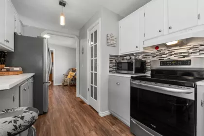 Kitchen Island Photo of 13 41168 Lougheed Highway, Mission, BC