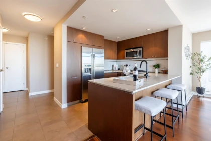 Kitchen Island Photo of 402 2950 King George Boulevard, Surrey, BC