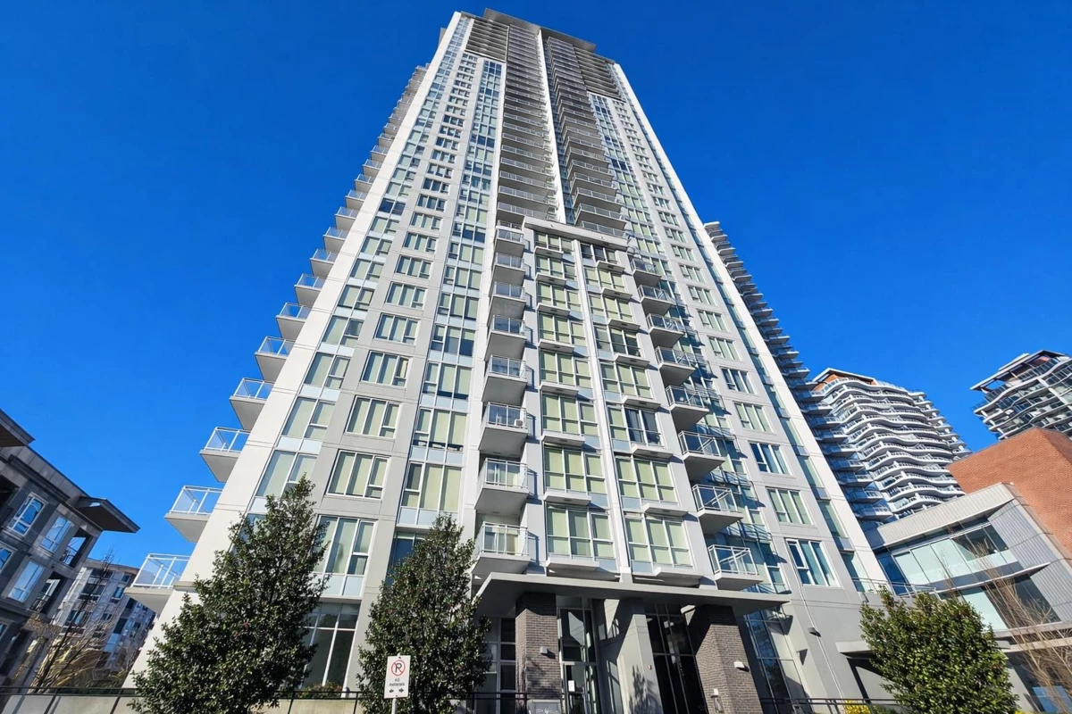 Exterior Rear Photo of 1508 13325 102a Avenue, Surrey, BC