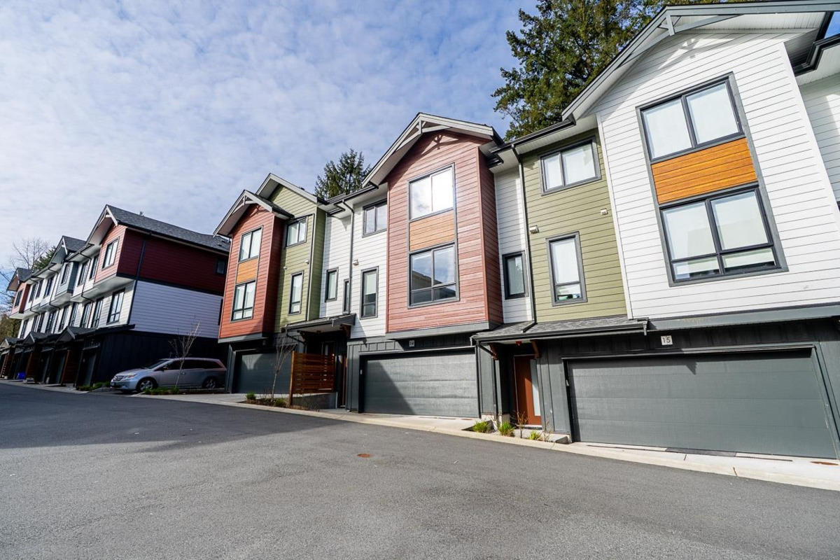 Living Room Photo of 14 10527 155 Street, Surrey, BC
