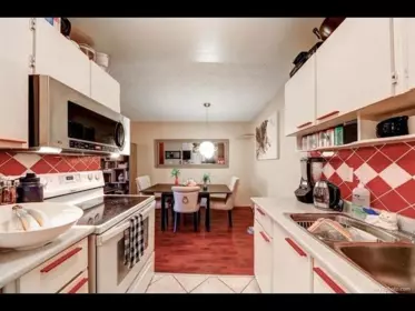 Kitchen Photo of 322 8700 Ackroyd Road, Richmond, BC