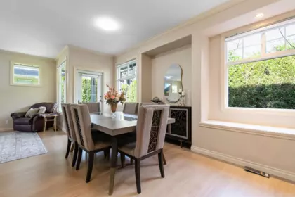 Breakfast Nook Photo of 7 7360 Sunshine Drive, Chilliwack, BC