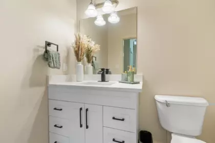 Laundry Room Photo of 7 7360 Sunshine Drive, Chilliwack, BC