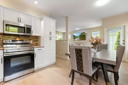 Primary Bedroom Photo of 7 7360 Sunshine Drive, Chilliwack, BC