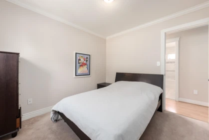 Basement Recreation Room Photo of 1351 Duthie Avenue, Burnaby, BC