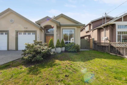 Front Yard Photo of 1351 Duthie Avenue, Burnaby, BC