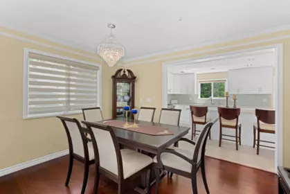 Kitchen Photo of 1426 Fulton Avenue, West Vancouver, BC