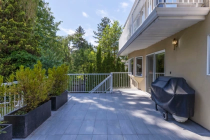 Outdoor Patio Photo of 1426 Fulton Avenue, West Vancouver, BC