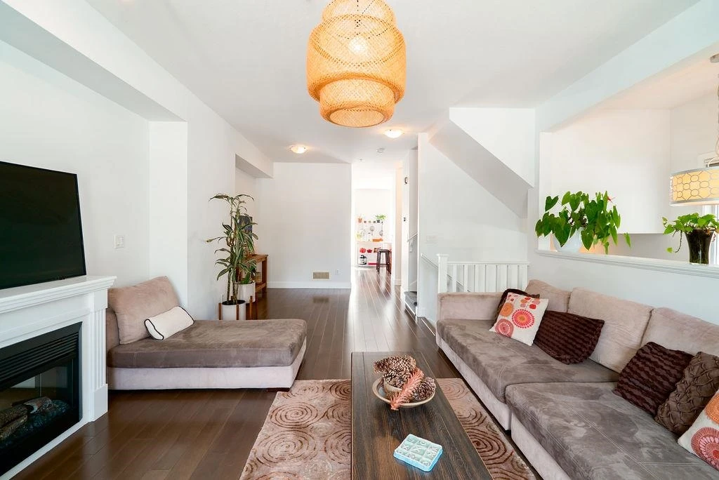 Living Room Photo of 1 4388 Moncton Street, Richmond, BC
