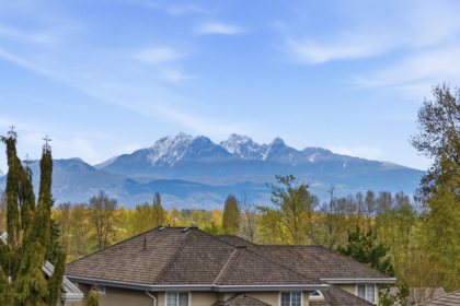 Fitness Center Photo Near 18012 99a Avenue, Surrey, BC