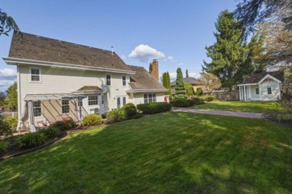 Garden / Landscaping Photo of 18012 99a Avenue, Surrey, BC