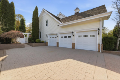 Hot Tub / Spa Photo of 18012 99a Avenue, Surrey, BC