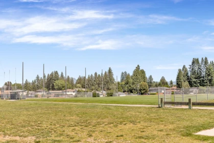 Community Amenities Photo (Clubhouse) of 20673 W River Road, Maple Ridge, BC