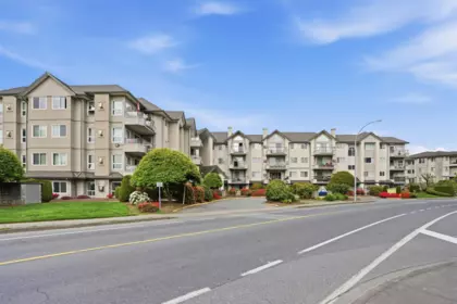 413 45520 Knight Road, Chilliwack, BC, Chilliwack — Apartment/Condo for sale