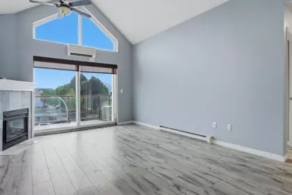 413 45520 Knight Road, Chilliwack, BC, Chilliwack — Apartment/Condo for sale