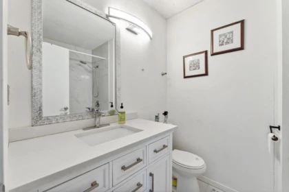 Primary Bedroom Photo of 1949 Mahon Avenue, North Vancouver, BC