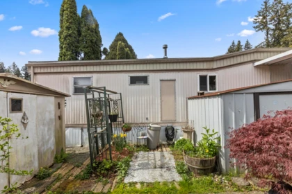 Basement Recreation Room Photo of 18 9080 198 Street, Langley, BC