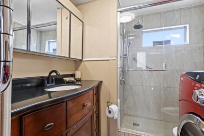 Powder Room Photo of 18 9080 198 Street, Langley, BC