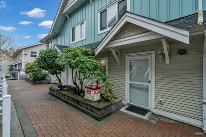 Outdoor Patio Photo of 19 123 Seventh Street, New Westminster, BC