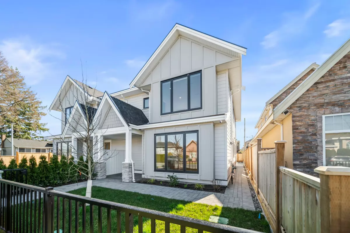 Exterior Rear Photo of 2 10700 Aragon Road, Richmond, BC
