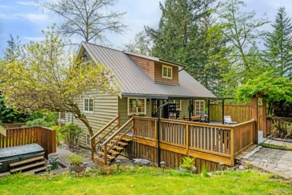 Garden / Landscaping Photo of 1570 East Road, Anmore, BC