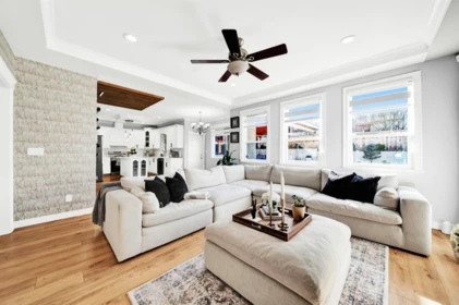 Kitchen Island Photo of 7105 150a Street, Surrey, BC