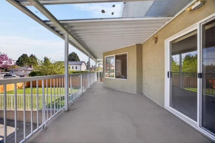 Hot Tub / Spa Photo of 7362 Waverley Avenue, Burnaby, BC