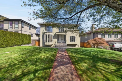 7362 Waverley Avenue, Burnaby, BC, Burnaby — Single Family Residence for sale
