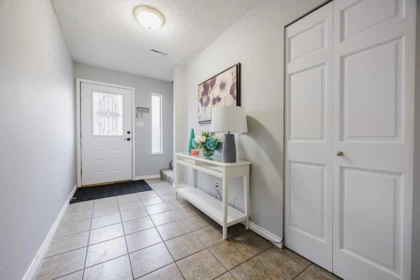 Basement Recreation Room Photo of 20492 Thorne Avenue, Maple Ridge, BC