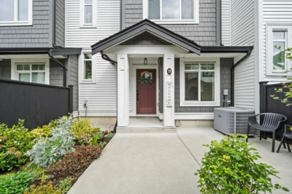 Front Yard Photo of 19 6897 201 Street, Langley, BC