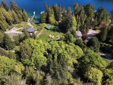 4737 Davis Road, Madeira Park, BC, Madeira Park — Single Family Residence for sale