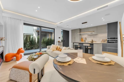 Kitchen Photo of 1 1183 W 33rd Avenue, Vancouver, BC