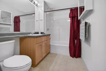Hallway Photo of 31515 Southern Drive, Abbotsford, BC