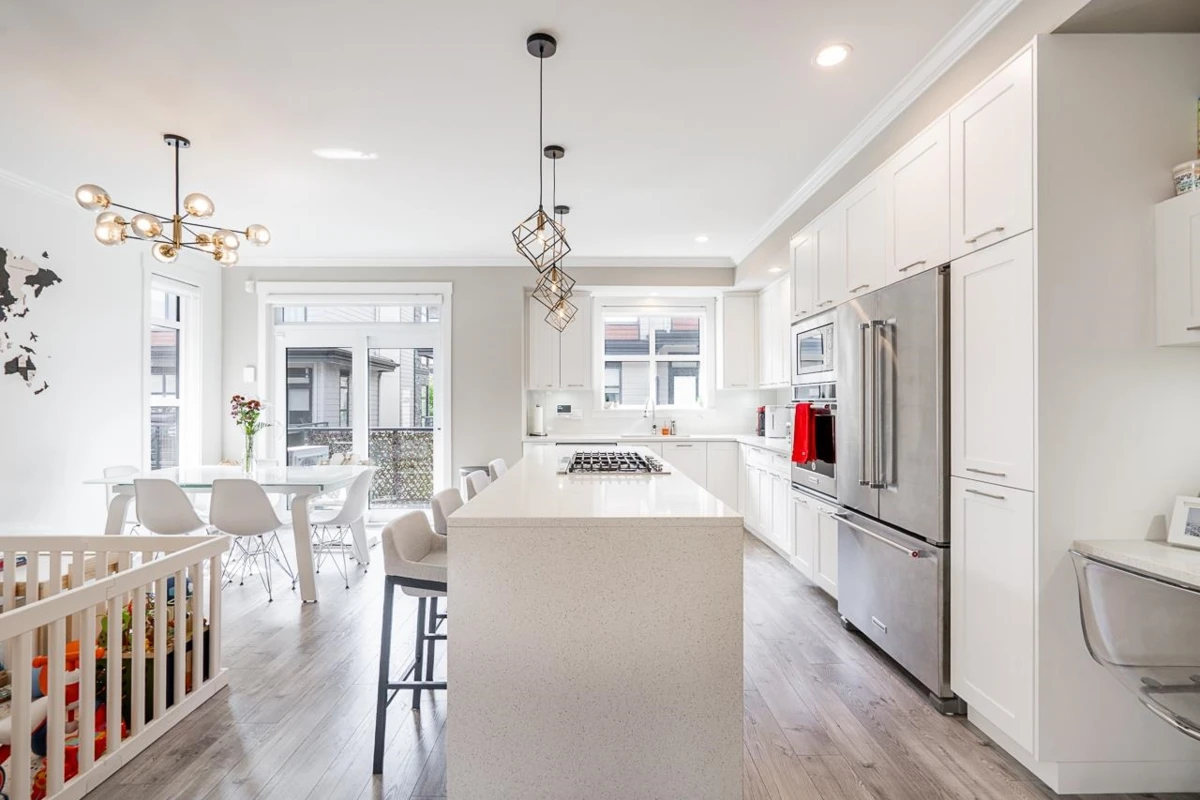 Dining Area Photo of 191 16488 64 Avenue, Surrey, BC